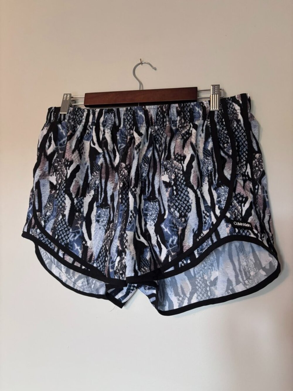 Calvin Klein Running Shorts Animal & Reptile Print Blue Black & Purple - L